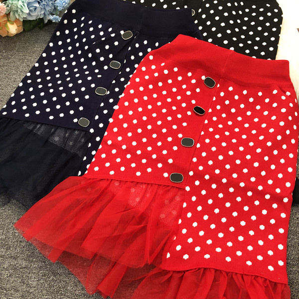 Μοντέρνα γυναικεία μπλούζα με κουμπιά και τούλι σε διάφορα χρώματα