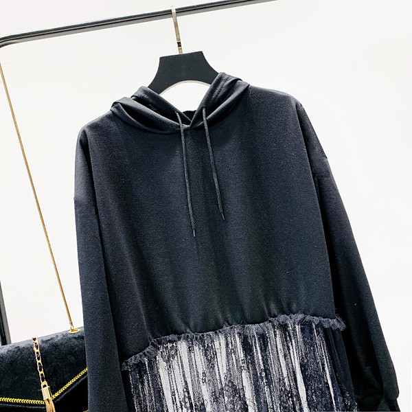 Hanorac de dama model nou cu gluga si dantela in negru si gri