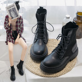 Cizme casual de dama cu talpa inalta si sireturi de culoare neagra