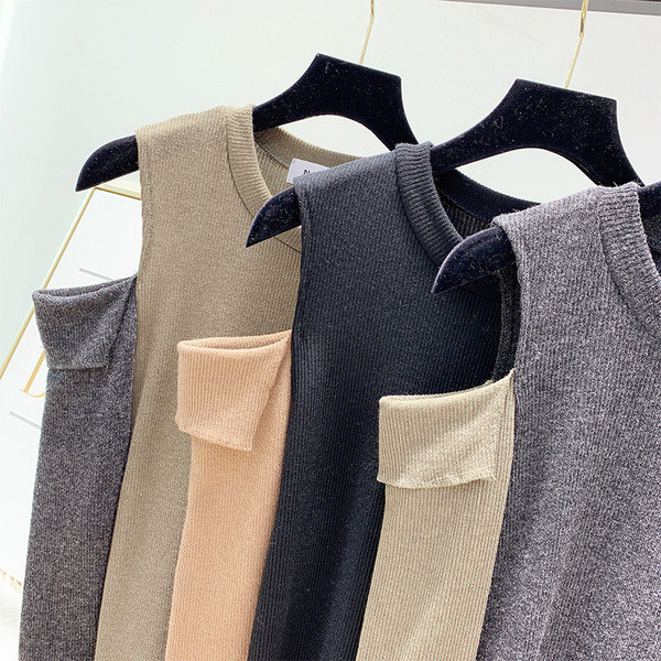 Γυναικείο πουλόβερ με γυμνούς ώμους σε διάφορα χρώματα