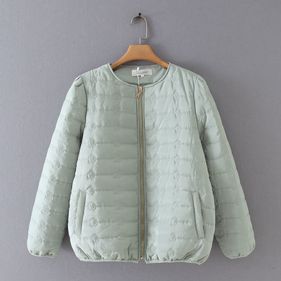 Geaca de iarna scurta de dama moderna cu buzunare si fermoar in patru culori