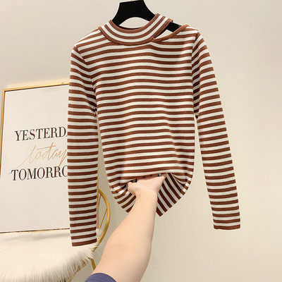 Καθημερινή γυναικεία ριγέ μπλούζα σε μαύρο και καφέ χρώμα