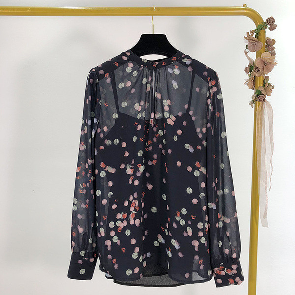 Bluză de damă din șifon cu model negru și cu model