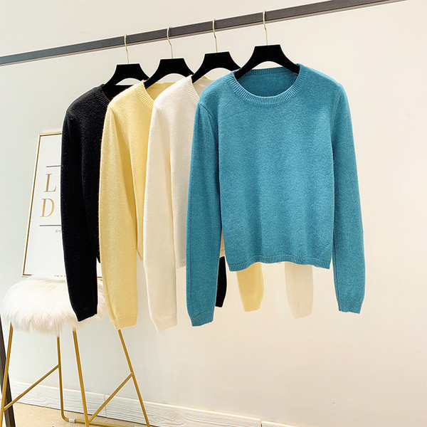 Γυναικείο πουλόβερ με στρογγυλη λαιμόκοψη σε τέσσερα χρώματα
