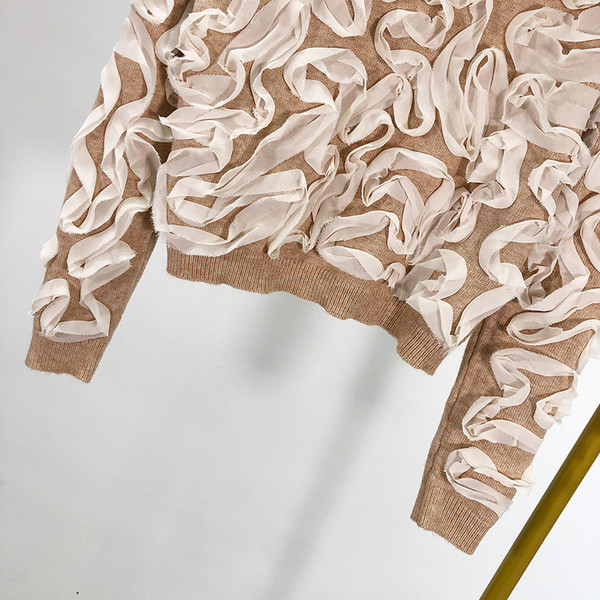 Μοντέρνο κοντό μπεζ πουλόβερ 