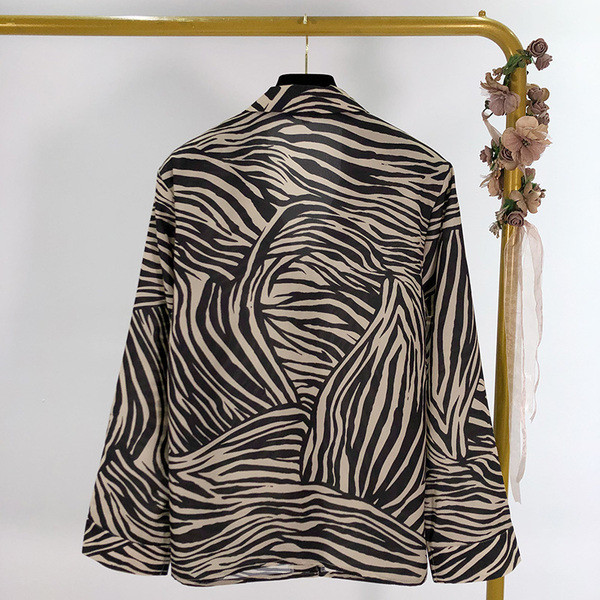 Camasa de dama model clasic cu animal print