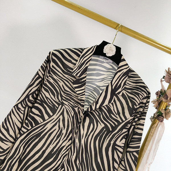 Camasa de dama model clasic cu animal print