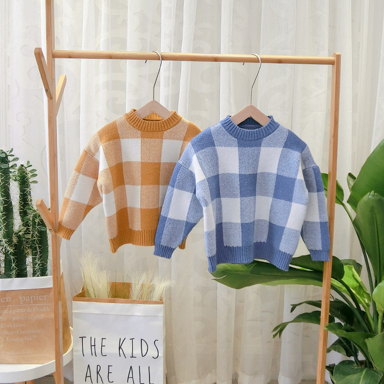 Pulover in carouri pentru copii model nou pentru baieti cu decolteu O in albastru si galben