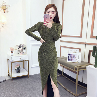 Stílusos női ruha aszimmetrikus modell V-nyakkal, négy színben