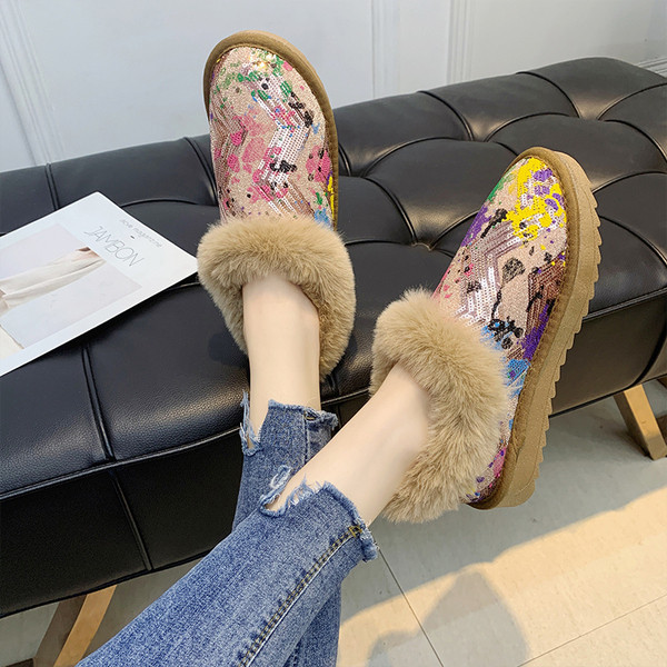 Ghete de dama moderne cu captuseala moale si model colorat in mai multe culori