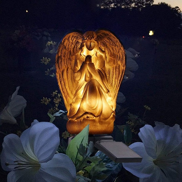 Lampa solara LED rezistenta la apa - inger