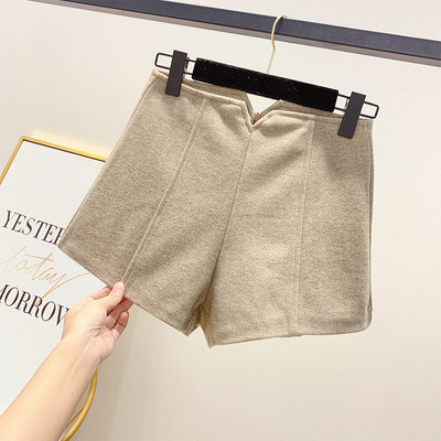 Χειμερινά γυναικεία σορτς με ψηλή μέση  σε τρία χρώματα