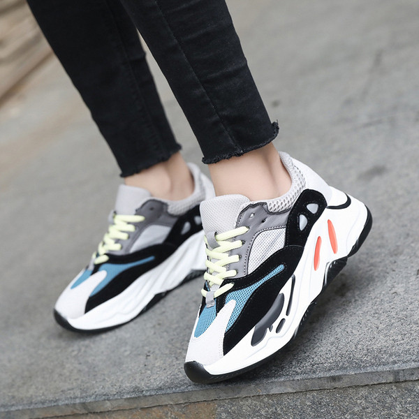 Adidasi moderni de dama cu talpa inalta in doua culori