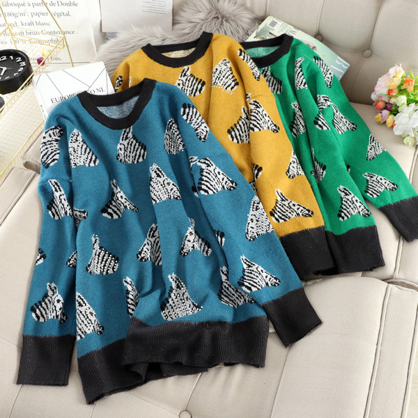 Zebra mintás női pulóver három színben