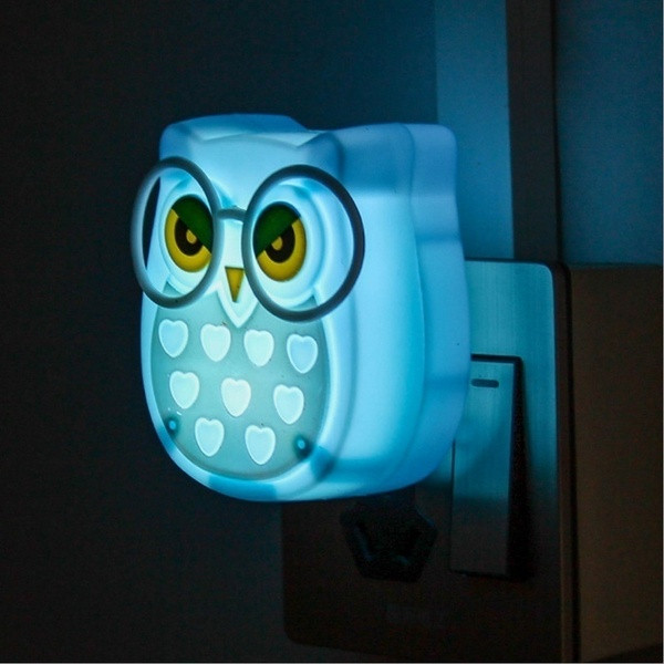 Нощна лампа във формата на бухал в син, розов, жълт и зелен цвят 