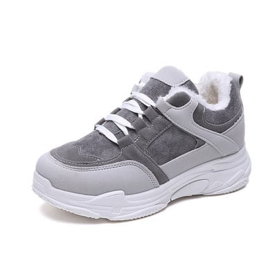 Női tornacipő puha béléssel, két színben