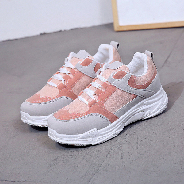 Női tornacipő puha béléssel, két színben