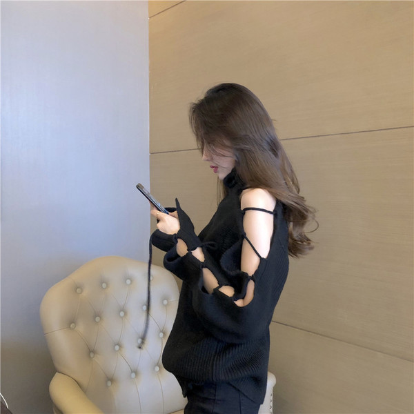 Pulover casual dama cu guler inalt si umerii goi