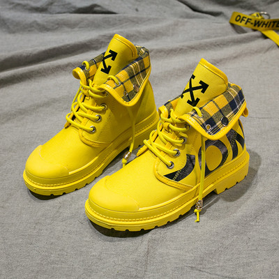 Női alkalmi csizma több színben feliratos