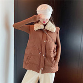 Γυναικείο γιλέκο με μαλακή επένδυση σε καφέ χρώμα