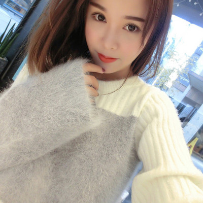 Casual γυναικείο πουλόβερ με O-λαιμόκοψη σε λευκό και ροζ χρώμα