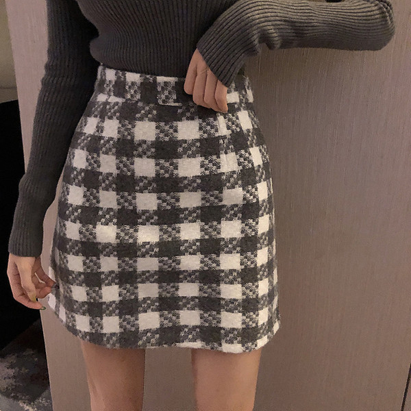 Fusta scurta in carouri groasa cu talie inalta