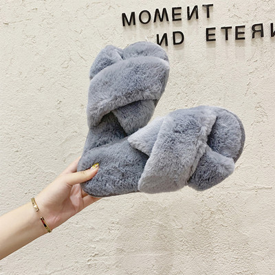 Γυναικείες παντόφλες  με απαλή επένδυση σε διάφορα χρώματα