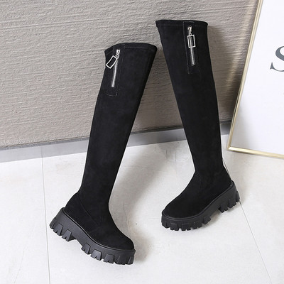 Modern női bőrcsizma durva és magas talppal - két modell