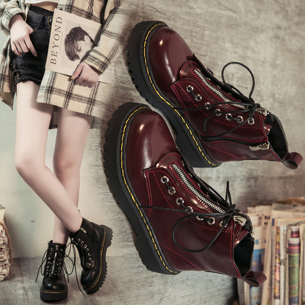 Cizme de dama cu talpa plate si sireturi in mai multe culori