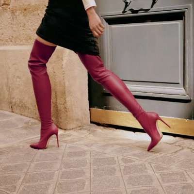 Модерни дамски ботуши от еко кожа с тънък ток в черен и червен цвят 
