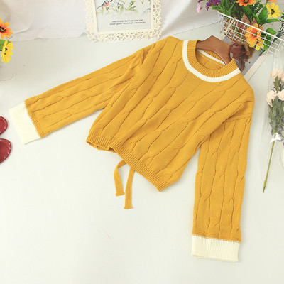 Modern női pulóver ovális nyakkivágással, több színben megkötővel