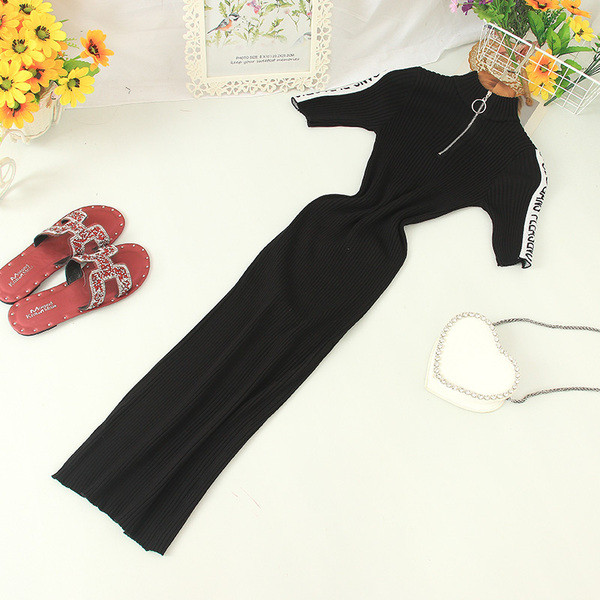 Rochie moderna de dama cu maneci scurte si fermoar in mai multe culori