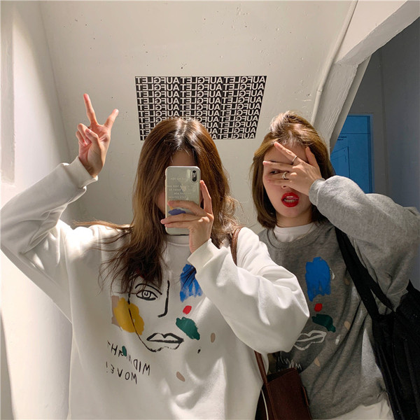 Női blúz fehér és szürke színben, rátéttel