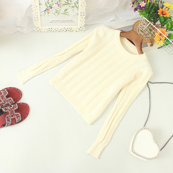 Καθημερινό γυναικείο πουλόβερ με ωοειδές λαιμόκοψη και μακριά μανίκια σε διάφορα χρώματα