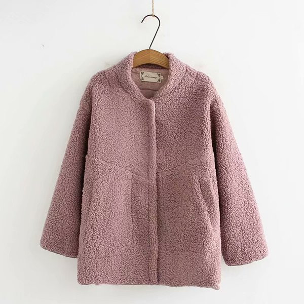 Palton scurt de dama modern cu buzunare si decolteu O in trei culori