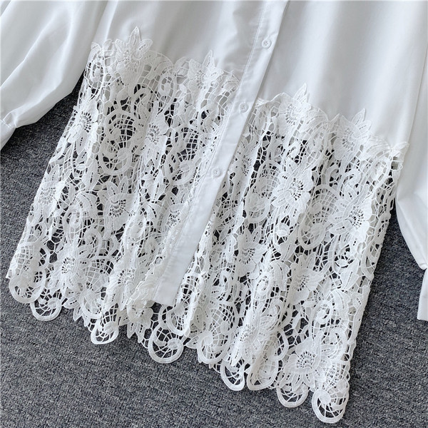 Modern női ing klasszikus gallérral és csipkével fehér és fekete színben