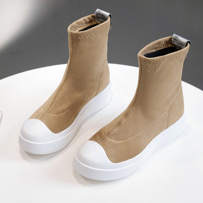 Casual γυναικείες μπότες σε μαύρο και μπεζ  χρώμα με ίσια σόλα