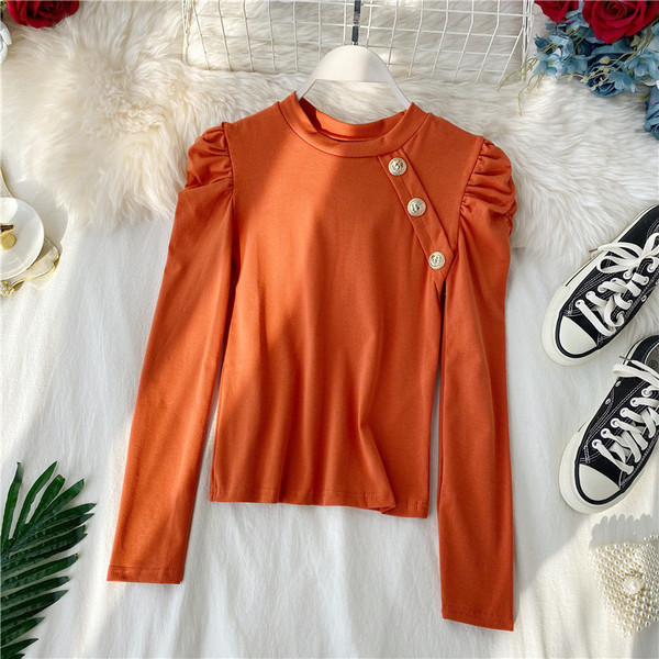 Καθημερινή γυναικεία μπλούζα με κουμπιά και οβάλ ντεκολτέ σε διάφορα χρώματα