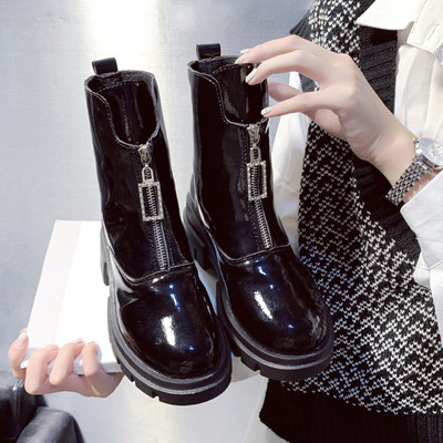 Καθημερινές γυναικείες έκο δερμάτινες μπότες με φερμουάρ σε λευκό και μαύρο χρώμα