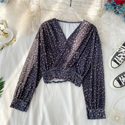 Bluză de damă modernă cu decolteu spitz și model animal