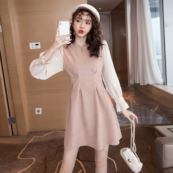 Rochie modernă de damă cu mâneci lotus în maro și roz