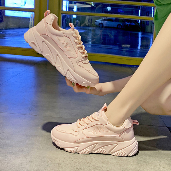 Μοντέρνα γυναικεία αθλητικά  παπούτσια με ψηλή πλατφόρμα σε τρία χρώματα