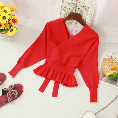 Μοντέρνα γυναικεία μπλούζα με λαιμόκοψη και κορδόνια σε διαφορετικά χρώματα