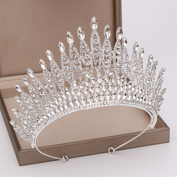Tiara eleganta de dama cu pietre rosii si argintii