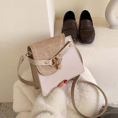 Γυναικεία τσάντα  με μακρύ λαβή σε πολλά χρώματα