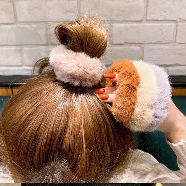 Ελαστικό αξεσουάρ μαλλιών σε διάφορα χρώματα