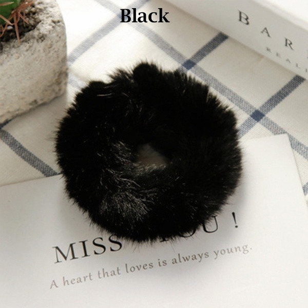 Ελαστικό αξεσουάρ μαλλιών σε διάφορα χρώματα