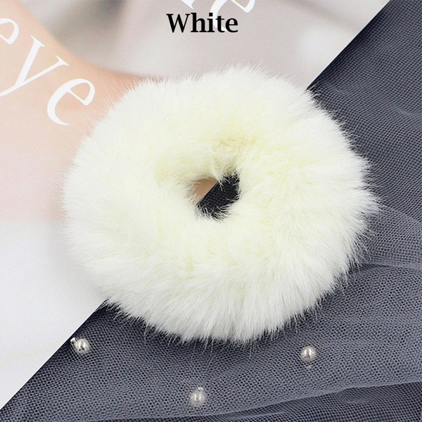 Ελαστικό αξεσουάρ μαλλιών σε διάφορα χρώματα