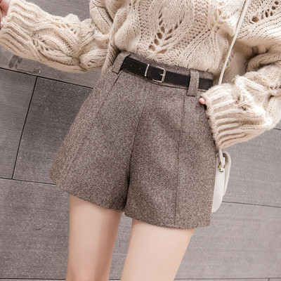 Нов модел къси дамски панталони с колан и джобове в черен,сив и кафяв цвят