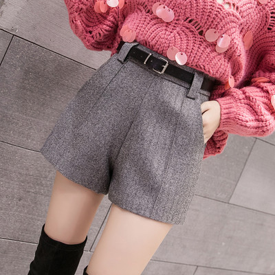 Нов модел къси дамски панталони с колан и джобове в черен,сив и кафяв цвят